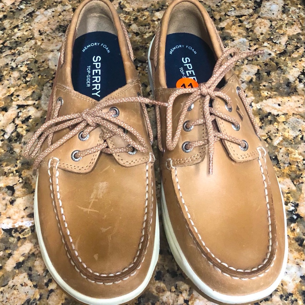 Men’s size 11 Sperry Top-Sider Memory foam.